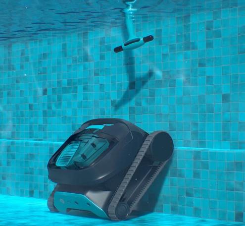 Bežični robot usisivač Dolphin Liberty 300 za bazene do 10m AQS